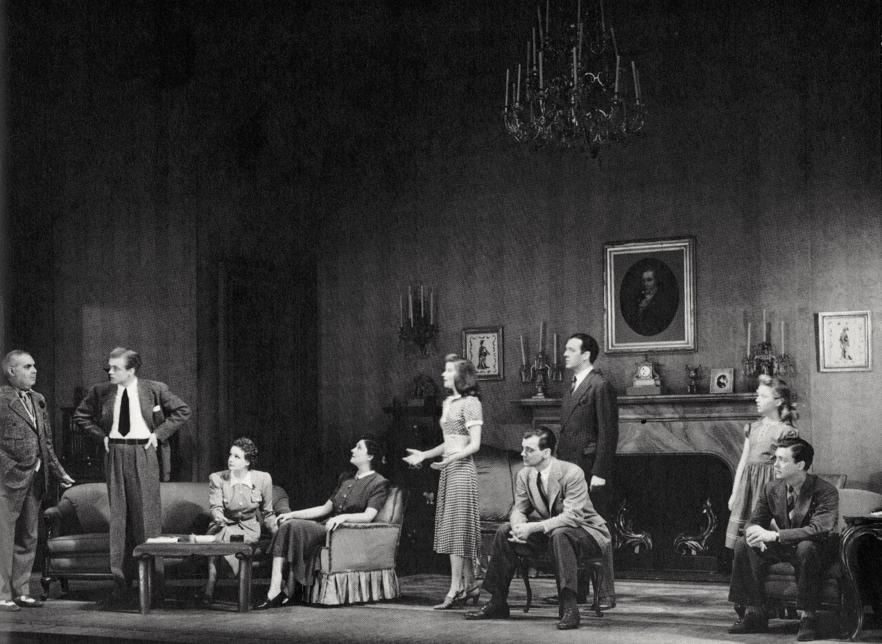 Representación teatral de `Historias de Filadelfia´ con Katharine Hepburn, Joseph Cotten y Van Heflin