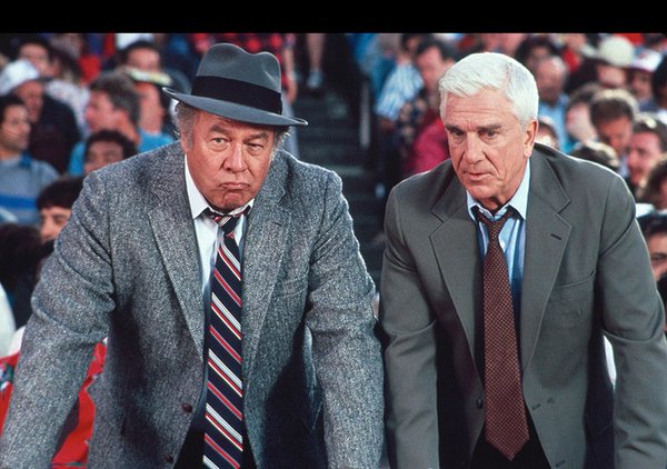 InMemoriamGeorgeKennedyAgarralocomopuedas