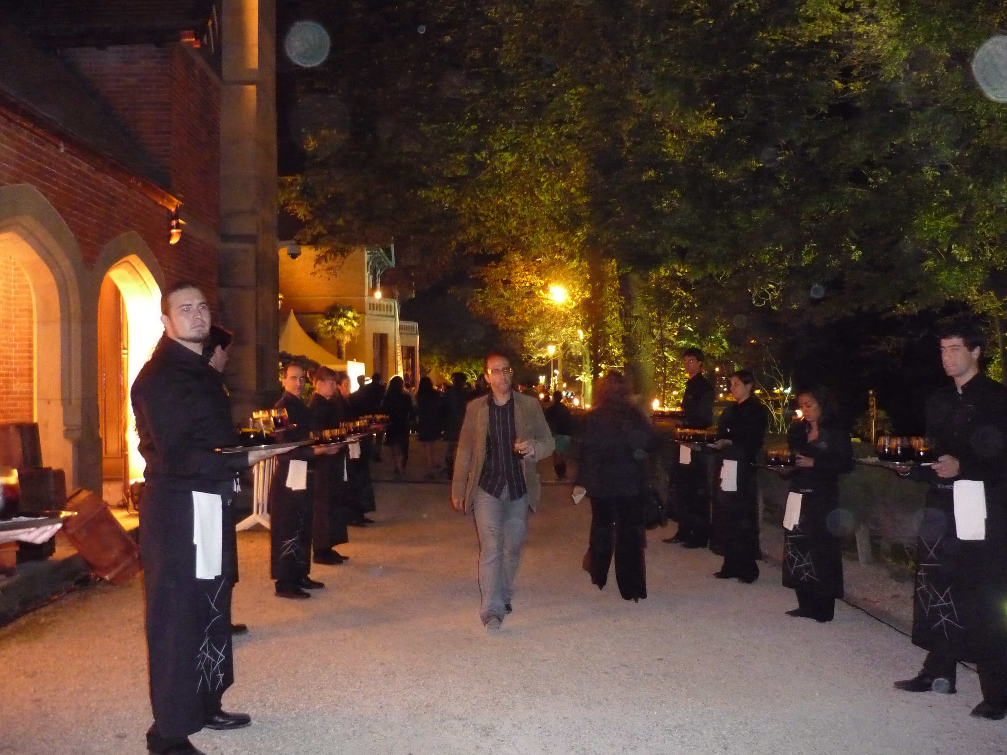 Entrada a la fiesta de clausura en el Miramar